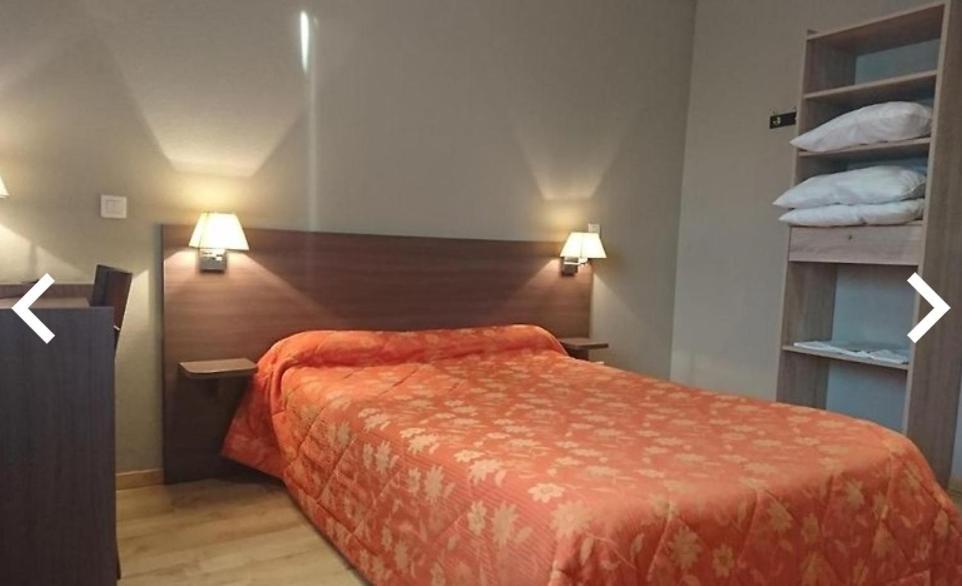 Auberge De La Nougatine Eu La Coucourde Ruang foto